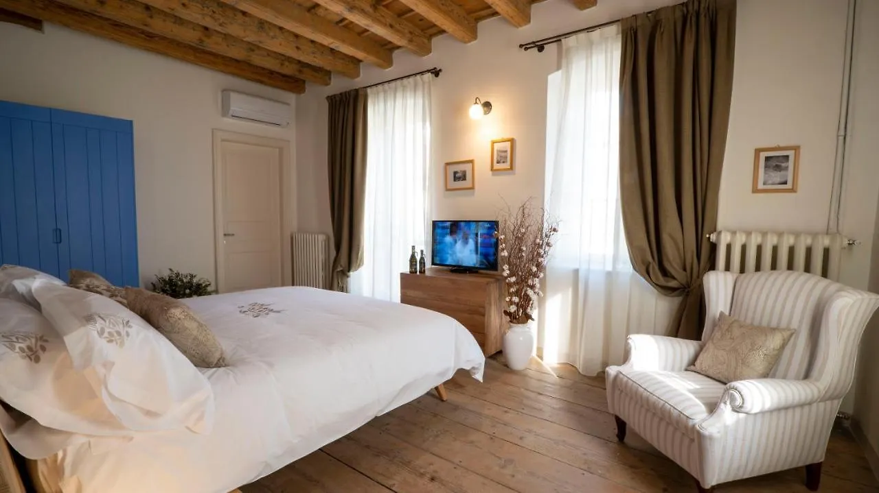 Locanda Dell'Oleificio Mezzane di Sotto Inn